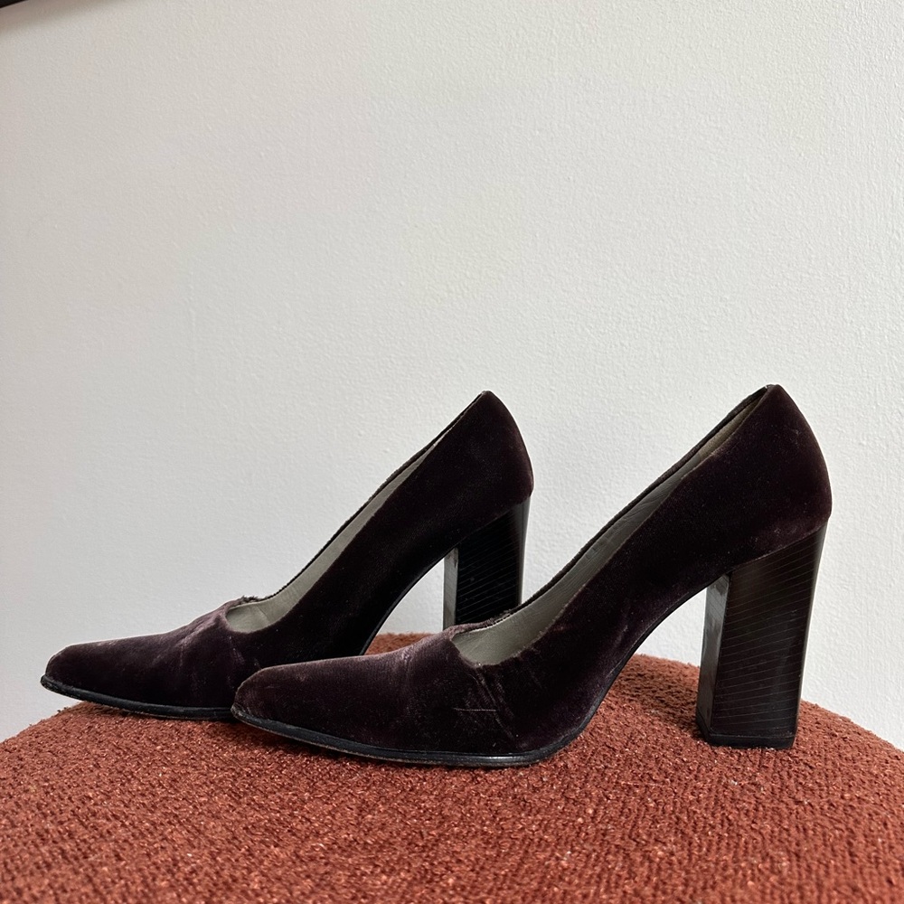 Prada 90’s Chocolate Brown Velvet Block Heel Pumps - Women - Picture 6 of 10